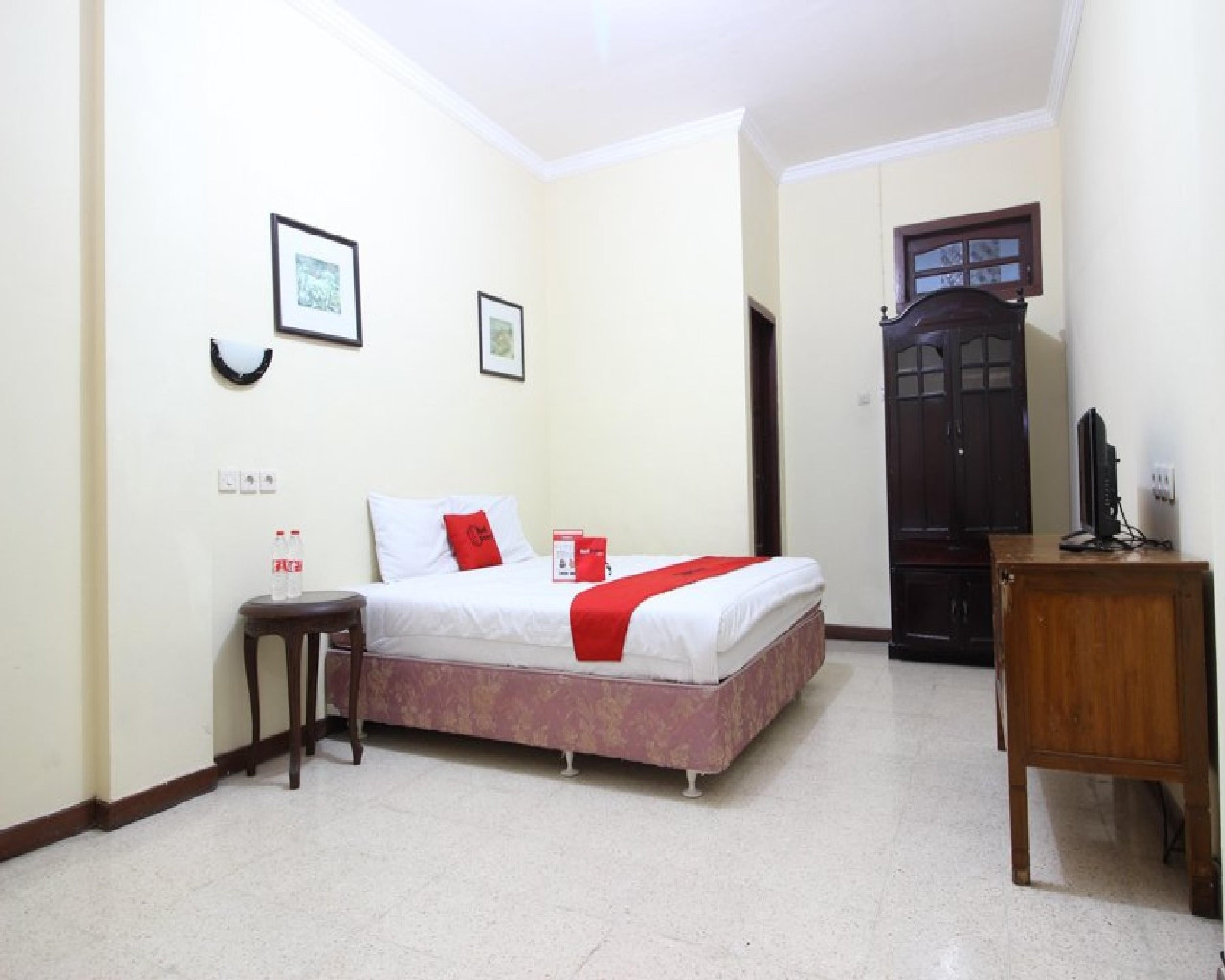 เรดดอร์ซ แอท มันตรีเชรอน 2 Hotel ยอกยาการ์ตา ภายนอก รูปภาพ