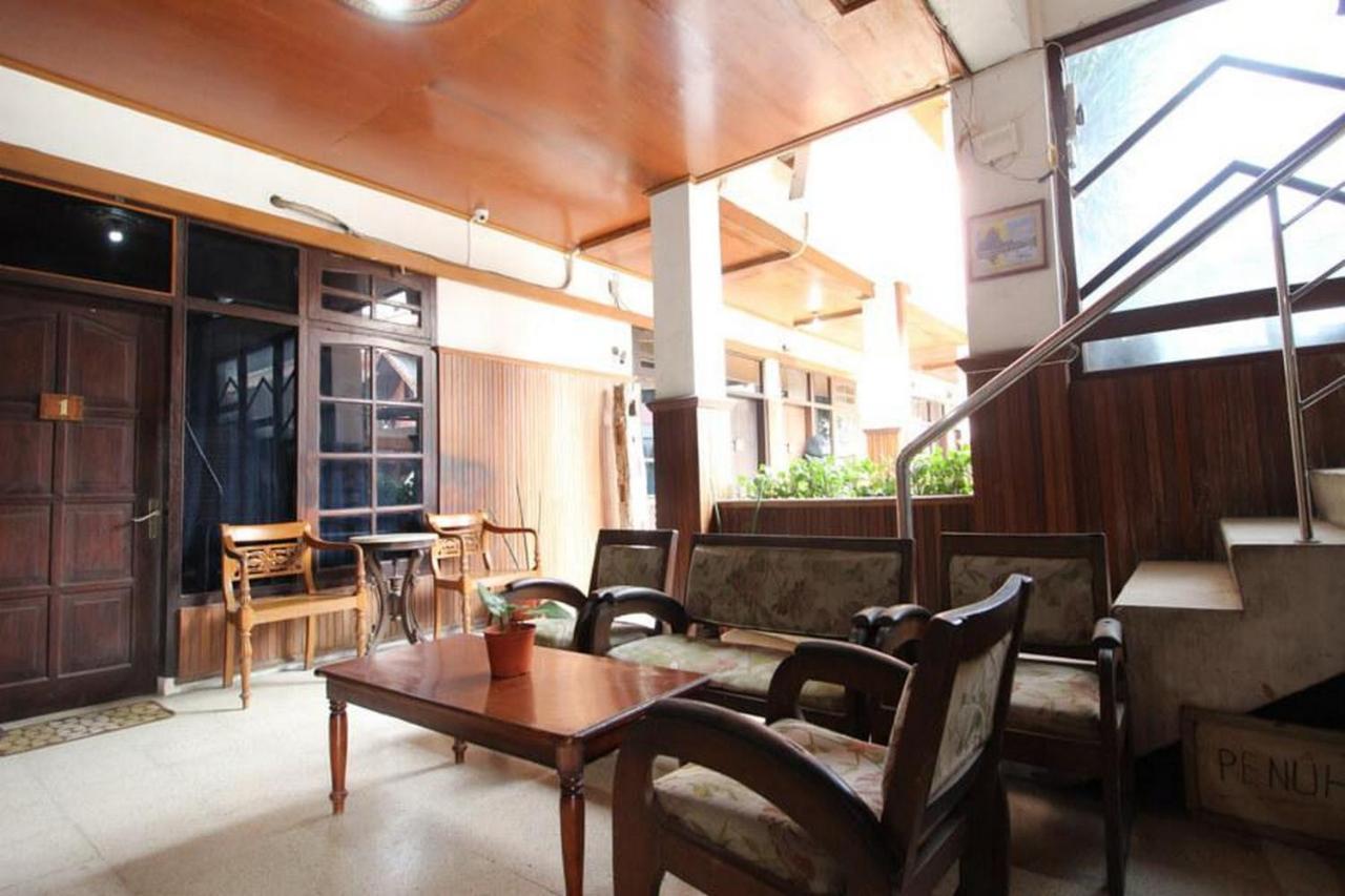 เรดดอร์ซ แอท มันตรีเชรอน 2 Hotel ยอกยาการ์ตา ภายนอก รูปภาพ