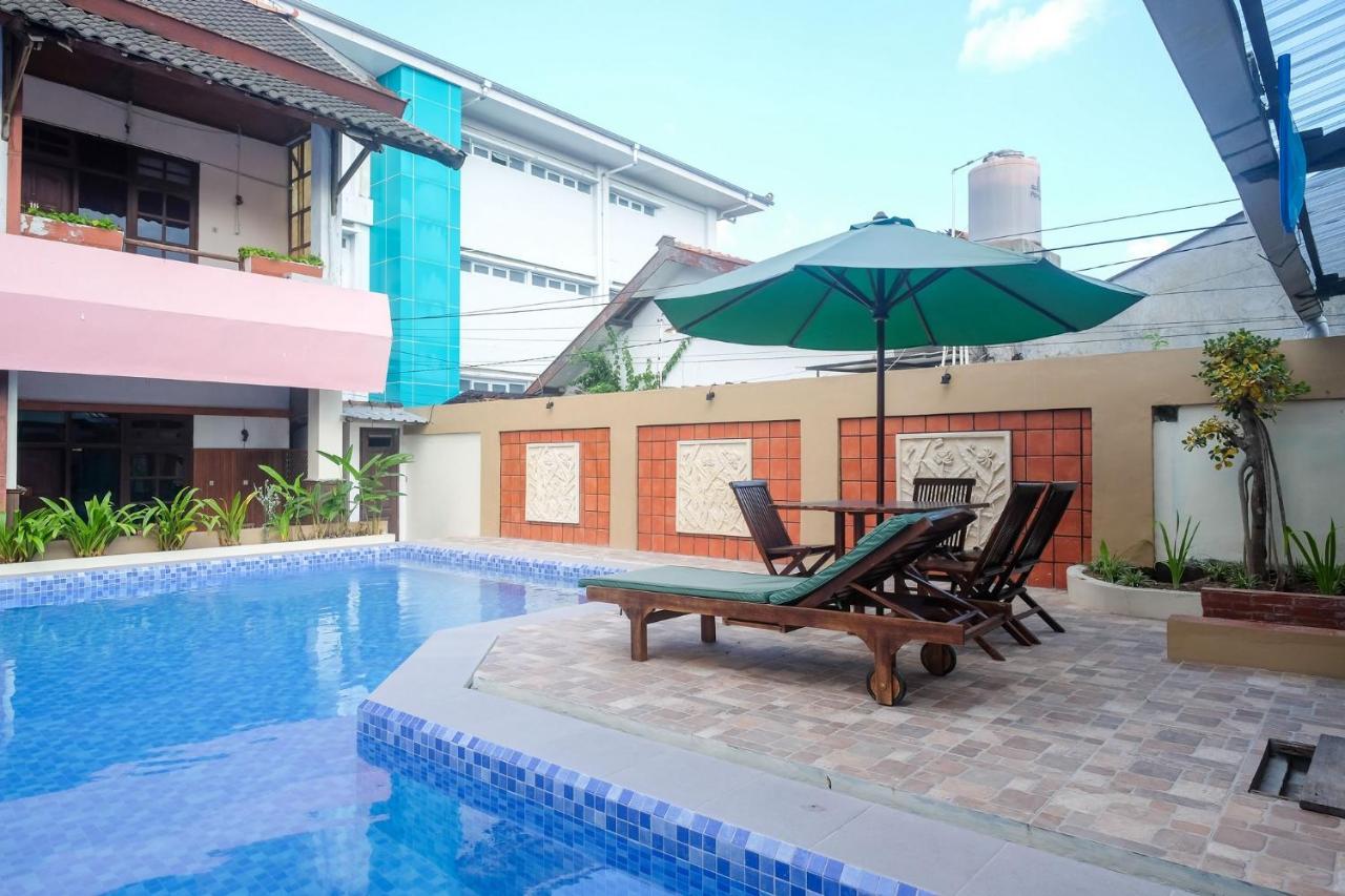 เรดดอร์ซ แอท มันตรีเชรอน 2 Hotel ยอกยาการ์ตา ภายนอก รูปภาพ